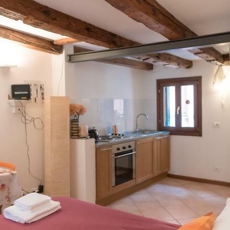 Apartament In The Heart Of Biennale Ac Wi-Fi Wenecja Zewnętrze zdjęcie